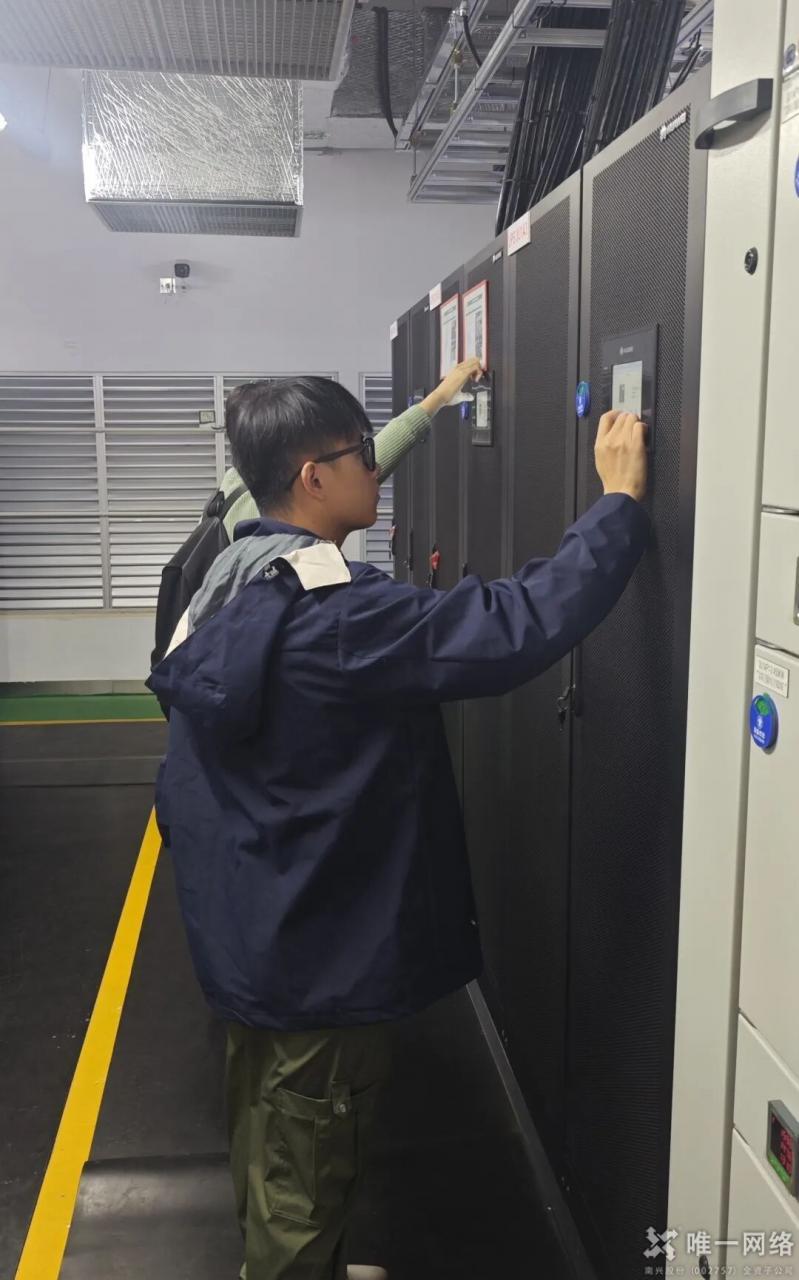 壹号娱乐志享数据中心双路市电中断柴发带载应急演练圆满完成 壹号娱乐志享数据中心双路市电中断柴发带载应急演练圆满完成