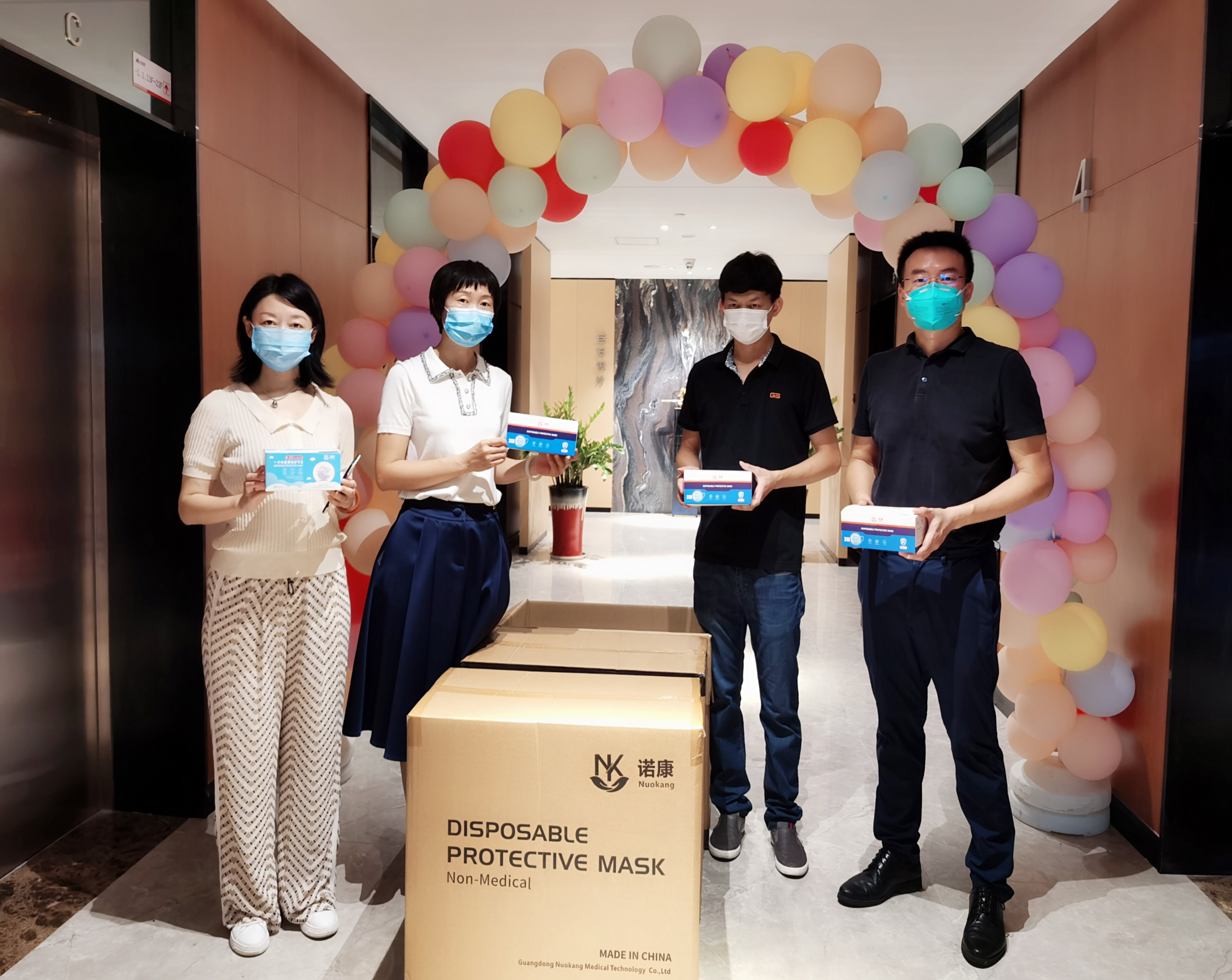 1625213253932286.jpg 壹号公益小分队暖心行动,同舟共济战疫情!